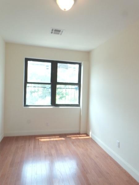 Building Photo - 256 West 135th Street