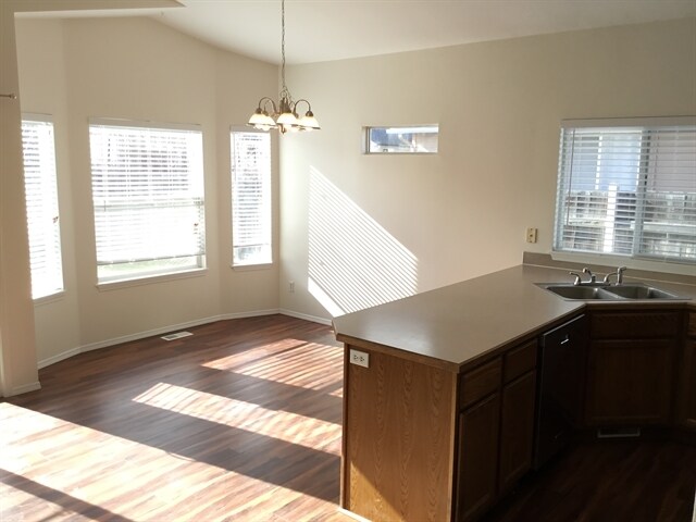 Foto del edificio - 2839 W Santa Clara Dr