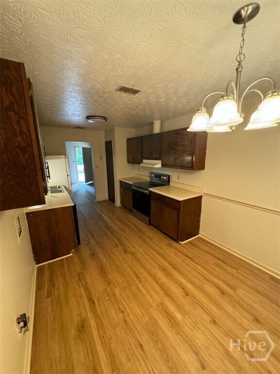 Foto del edificio - 1807 Cedar Shoals Dr