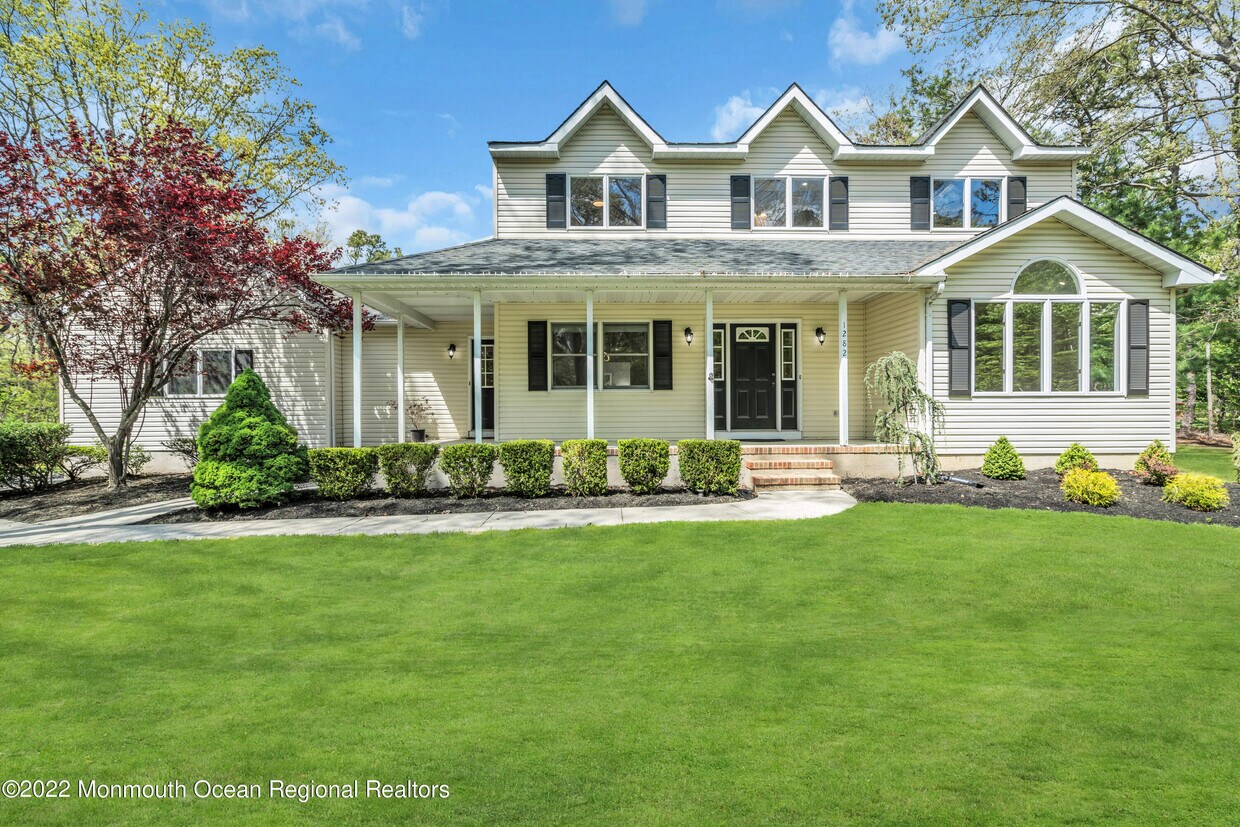Primary Photo - 1282 Precious Ct