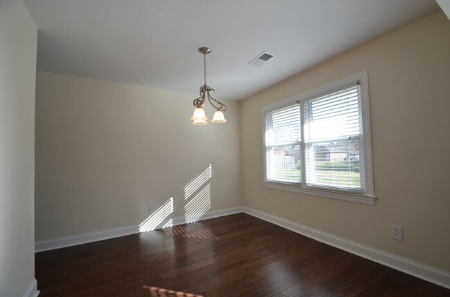 Building Photo - 319 Longleaf Rd
