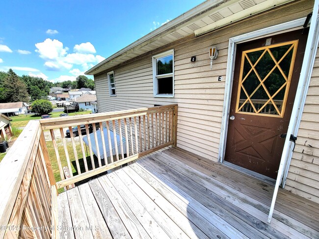 Building Photo - 134 Main St