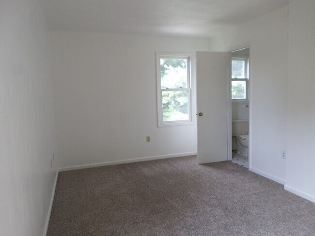 Foto del edificio - 3 Bedroom 2.5 Bath Duplex