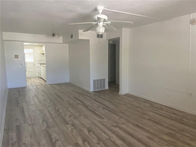 Building Photo - 911 Washington Ave SW