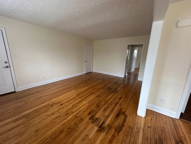 Foto del edificio - 5937 Oakwood Ave