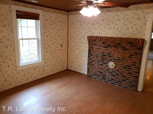Building Photo - 2 br, 1 bath House - 720 Moriah Church Road