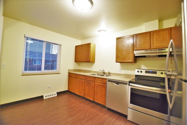 Foto del edificio - 4468 E Bails Pl