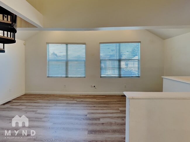 Foto del edificio - 512 Henry St