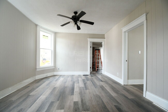 Foto del edificio - 715 N 33rd St