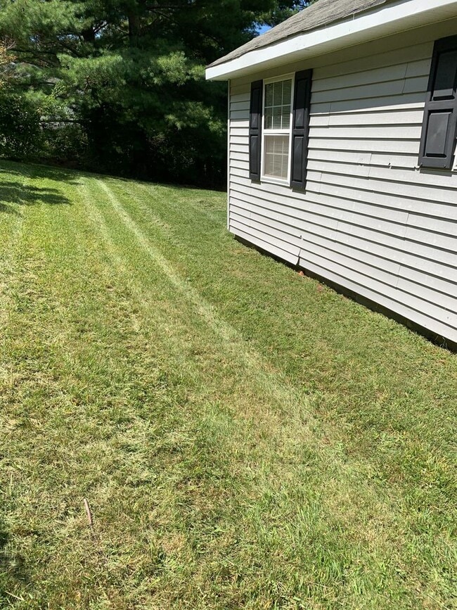 Photo - 718 Poplar Grove Rd House