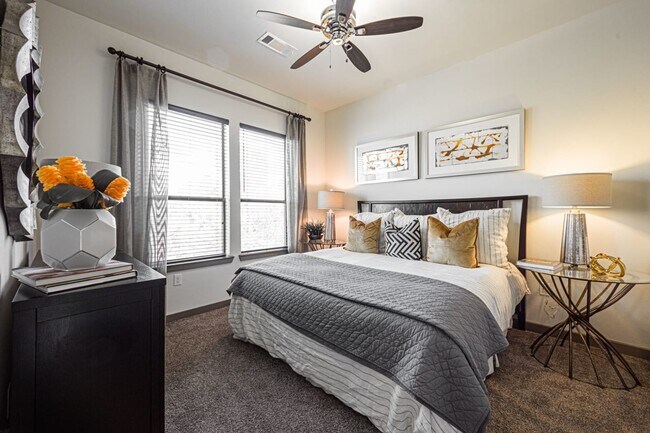 Building Photo - One Month FREE – Your New Home Awaits!