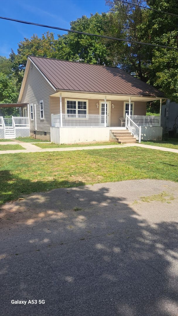 Building Photo - 286 Cottage Ave