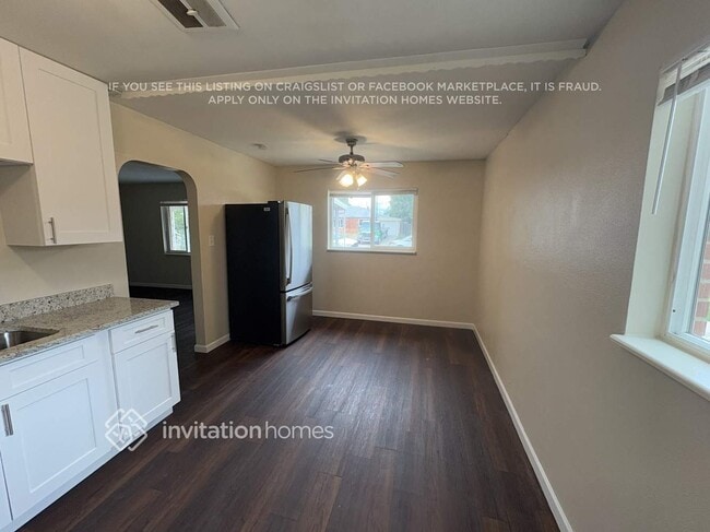 Foto del edificio - 9141 Lilly Ct