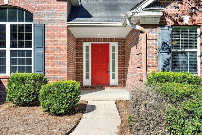 Foto del edificio - 387 Shady Hill Cir