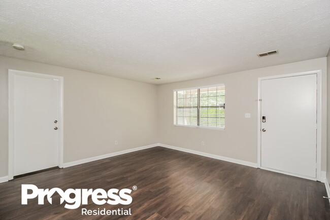 Building Photo - 2607 Foxwood Pl