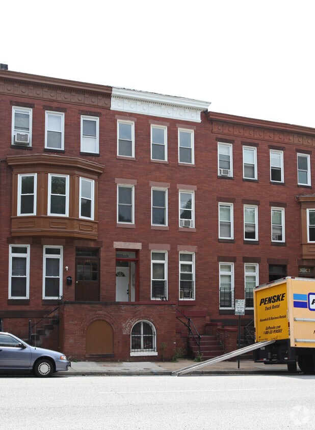 Building Photo - 107 W 29th St