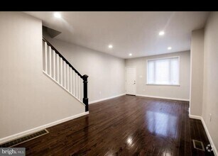 Building Photo - 2443 S Clarion St