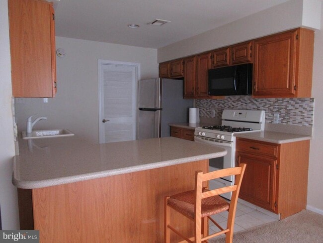 Foto del edificio - 14 Beverly Ct