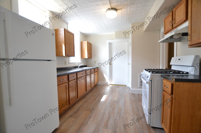 Foto del edificio - 835 N Broadway St