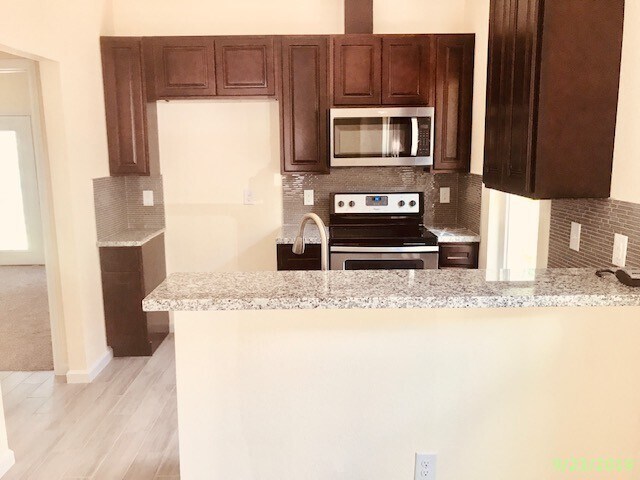 Building Photo - Located in a quiet subdivision in Montgome...