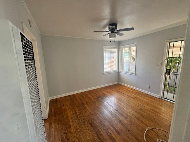 Foto del edificio - 2838 Fairmount Ave