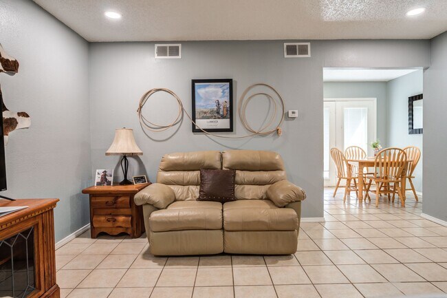 Foto del edificio - 2303 76th St