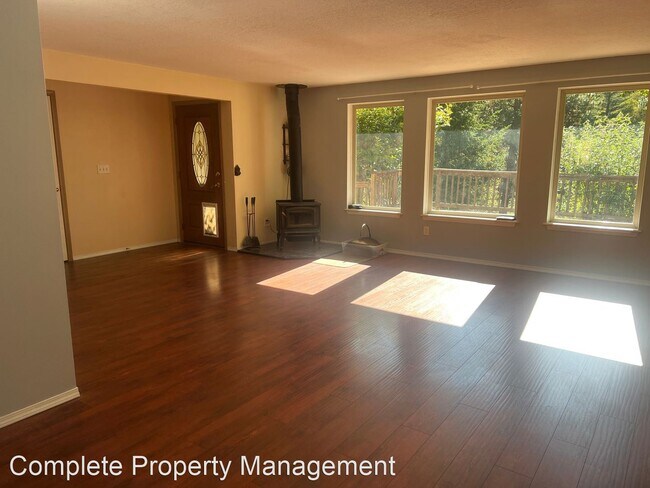 Foto del edificio - 3 br, 2 bath House - 5360 Sterling Creek Rd