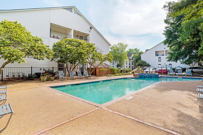 Building Photo - Crosswinds Apartments