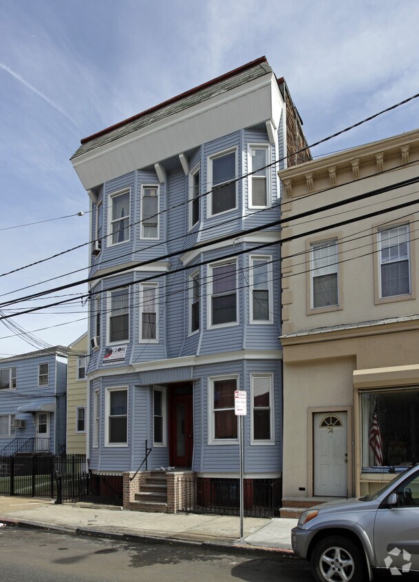 Foto del edificio - 76 Oakland Ave