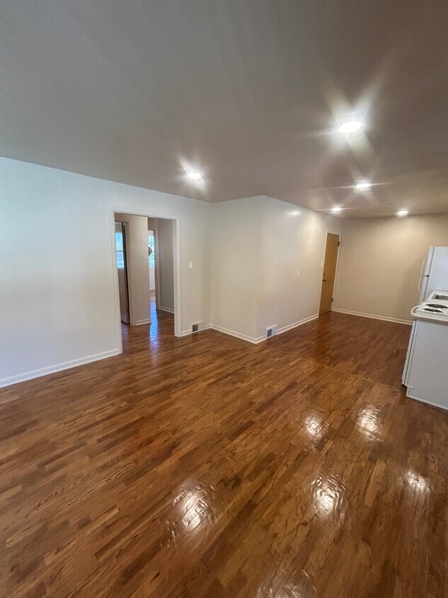 Foto principal - 1835 S Jefferson St