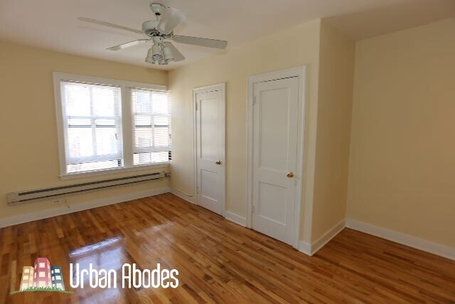 Foto del edificio - 546 W Wellington Ave