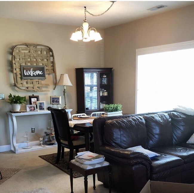 Foto del edificio - 112 Hardinberry Street