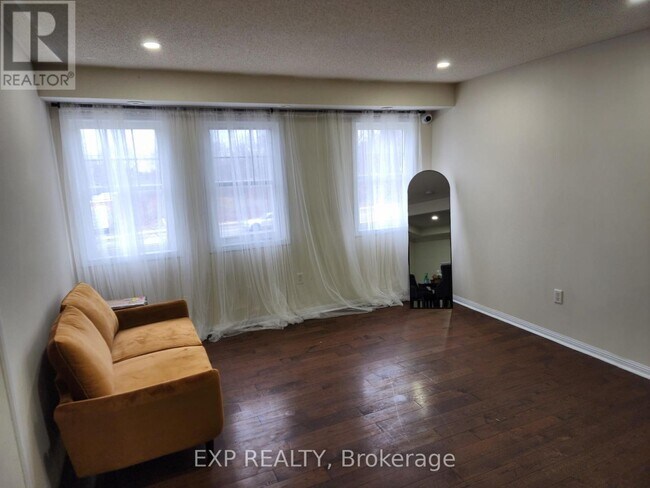 Photo du bâtiment - 8822 Sheppard Ave E