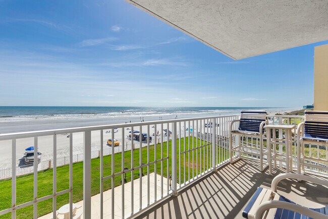 Building Photo - Oceania Beach Club 301