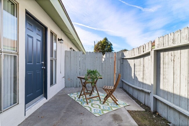 Interior Photo - French Quarter Apartments