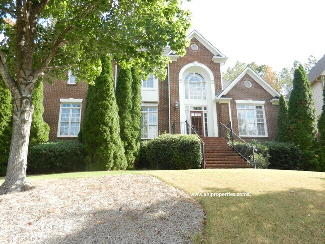 Building Photo - 8014 Greystone Green