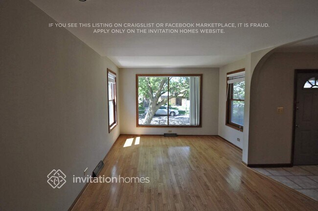 Foto del edificio - 6045 W School St