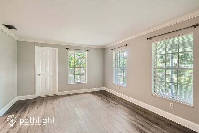Building Photo - 1175 E Hibiscus Drive