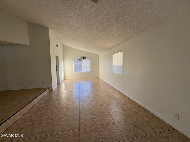 Building Photo - 4622 Moonraker Rd