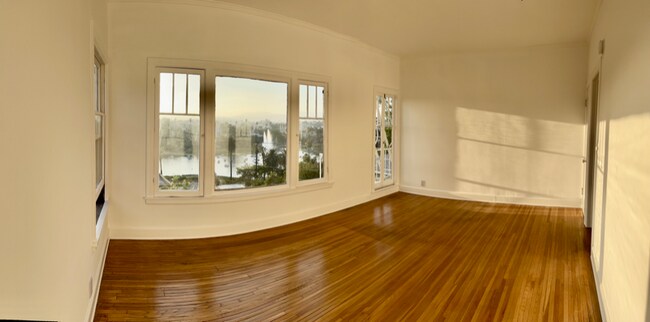 Foto del edificio - 1086 1/2 W Kensington Rd