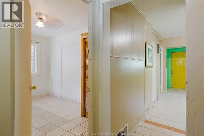 Building Photo - 361 Josephine Ave