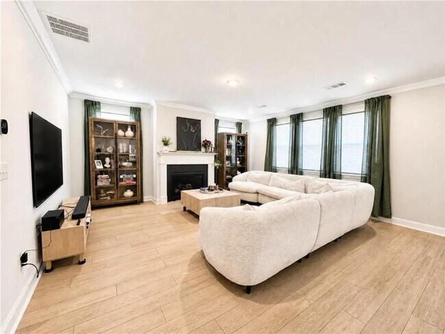 Foto del edificio - 830 Elderberry Ct