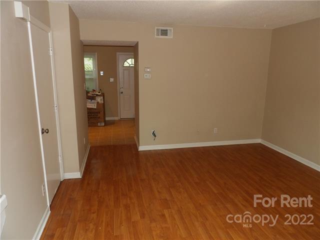 Foto del edificio - 2224 Yorkhills Dr