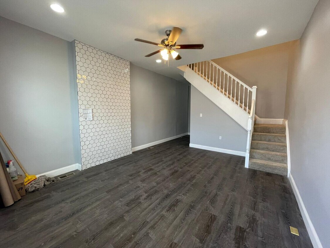 Primary Photo - New Beautiful 3bed/1.5 bath in West Baltimore