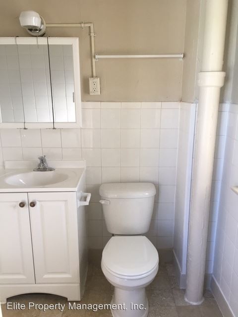 Foto del edificio - 3 br, 1 bath House - 312 E. Maple St.