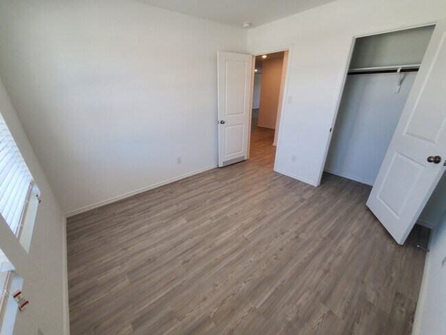 Building Photo - 31664 Meander Ln