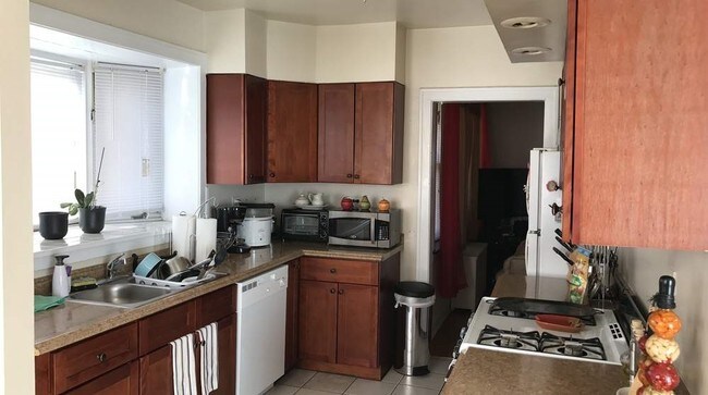 Building Photo - Wolcott Apartments
