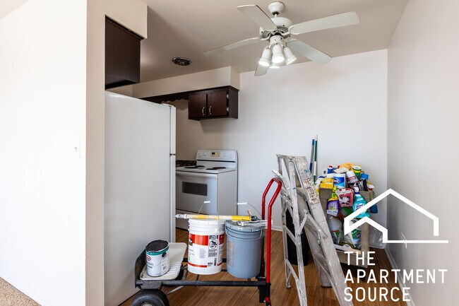 Foto del edificio - 7300 W North Ave