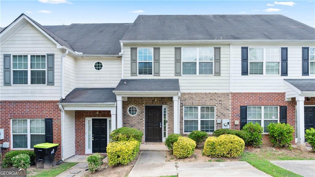 Foto principal - 290 Brookview Dr