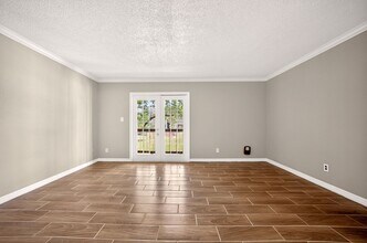 Building Photo - 285 Wymore Rd